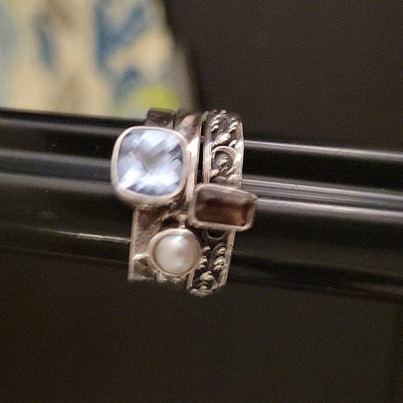Sara Blaine Stack Rings - Picture 4 of 6